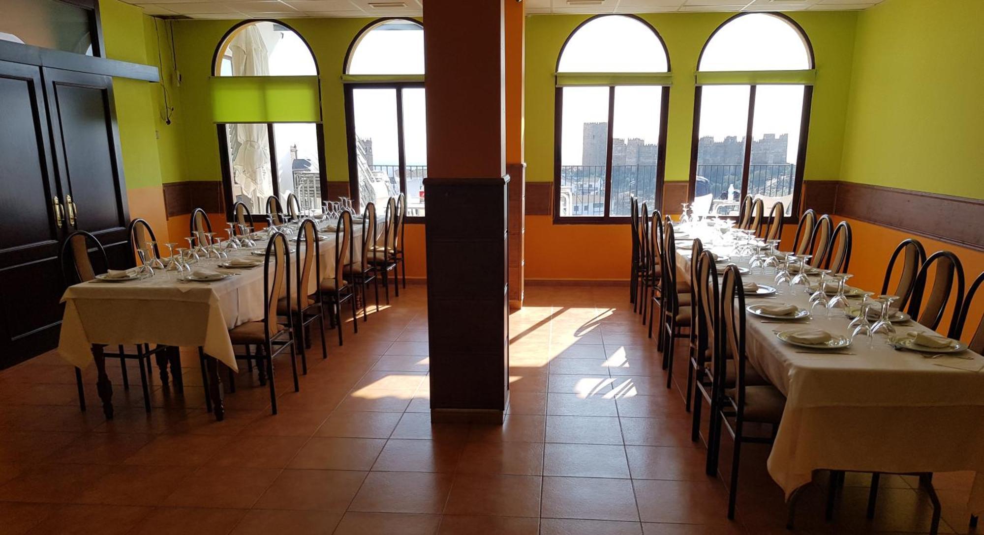 Hotel Restaurante Banos Baños de la Encina Exteriér fotografie